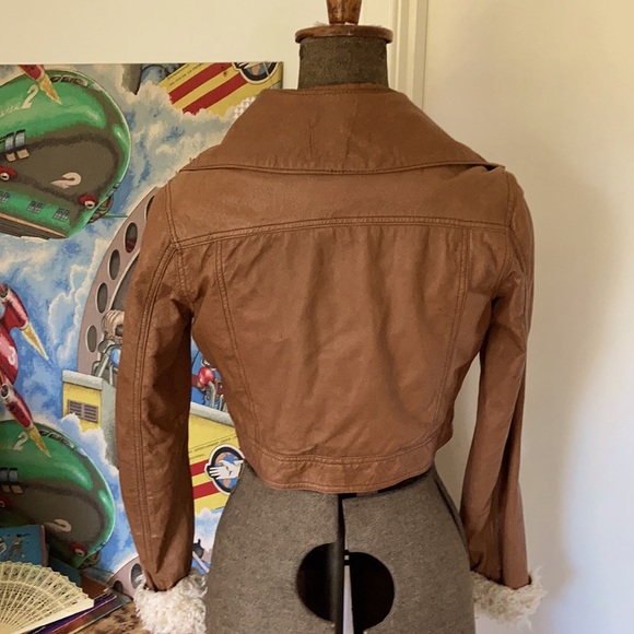 GRAB genuine leather Jacket w removable fur collar - Picture 6 of 14